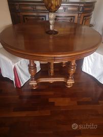  Tavolo antico fine 800 in noce restaurato 