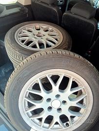 cerchi con gomme