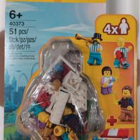 Set LEGO minifigure accessori luna park 40373