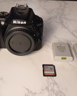 Nikon D5500 + 18-55mm VR II | Kit Completo 