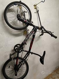 bicicletta BMX
