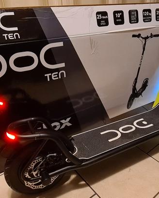 Monopattino elettrico Nilox Doc Ten 350w ruote 10"