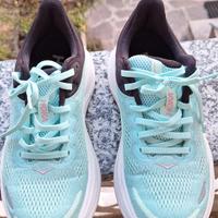 Running Hoka Modello. W Bondi