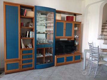 Parete Attrezzata Soggiorno con Vetrina e Porta TV