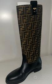 Stivale in tessuto FF marrone e pelle nera