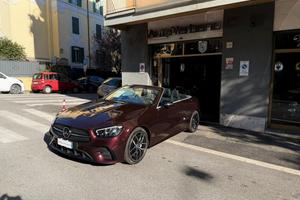 MERCEDES-BENZ E 220 Premium Plus Amg line-Head-U