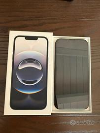 iPhone 16e 128GB nero – batteria 98% – perfetto