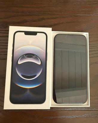 iPhone 16e 128GB nero – batteria 98% – perfetto