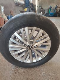 Gomme estive 205/60 r16