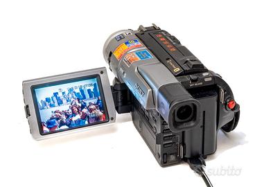 Sony DCR-TRV310E Video8 Hi8 Digital8 Videocamera