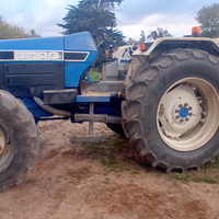 Trattore agricolo ford