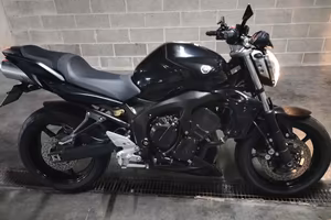 Yamaha FZ6 S2 (2007) - SOLI 8.500 KM .