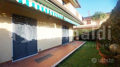 Villa a schiera Massa [MAR.160VRG]