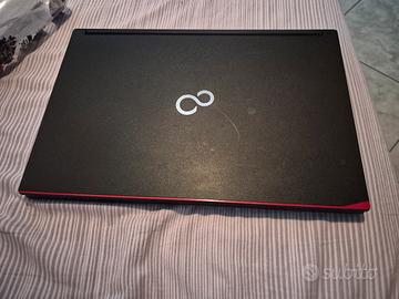 PC  Fujitsu Lifebook E546 i