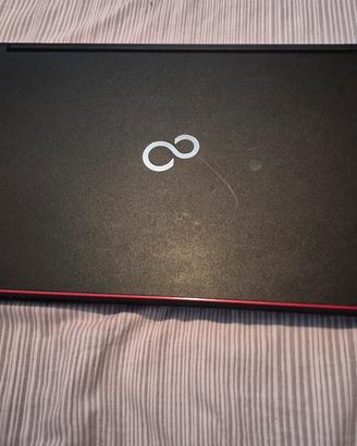 PC  Fujitsu Lifebook E546 i