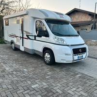 Camper Adria coral