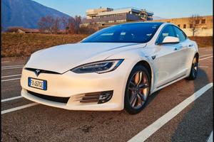TESLA MODEL S P100D 774 CV CON BATTERIE NUOVE