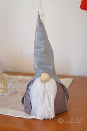 Gnomo in stoffa portafortuna. Per Natale