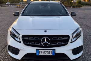 Mercedes-Benz GLA 200 d Automatic AMG Line – Tetto