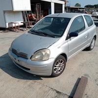 TOYOTA YARIS 1.0 BENZ 2002 RICAMBI 