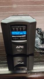 APC SMT750I Smart-UPS SMT  Gruppo di Continuità 