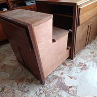 Cubo arredo  con scala interna