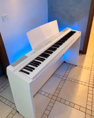 Pianoforte digitale Yamaha P-125 bianco
