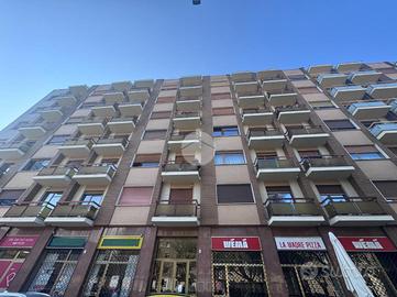 3 LOCALI A TORINO
