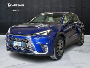 Lexus LBX Elegant 2WD