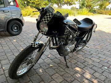 Yamaha XS 650 del 1972 - Cafe Racer d'epoca custom