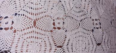 Copriletto fatto ad uncinetto