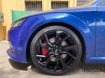 Cerchi NUOVI Audi TTS raggio 19 cod.87452