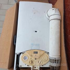 caldaia ariston da esterno