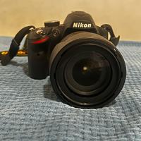 Nikon D3200 24MP Digital SLR Camera + Custodia