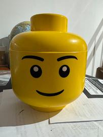 Scatola Testa Lego contenente Lego
