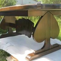 Tavolo in legno massello noce