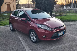Ford Fiesta 1.2 Benzina anno 2012 unico propietari