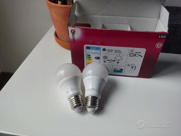 2 lampadine LED Lexman 10W E27 6500K