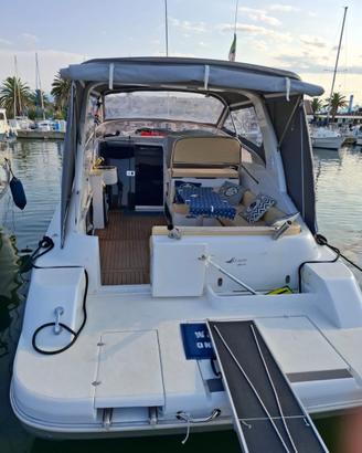 cabinato a motore  refitting 2026 natante  Dhea