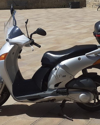 Honda SH 150 3500km– Inclusi Bauletto e Parabrezza
