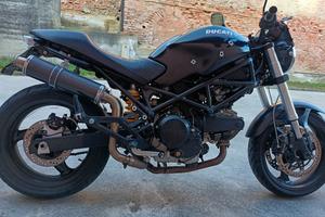 Ducati 695 monster