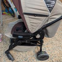 Trio Chicco passeggino, carrozzina e porta- enfant