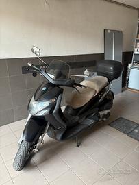 Piaggio Beverly 400 ie