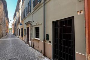 Monolocale arredato in centro storico a Pesaro