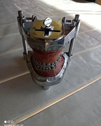 Articolatore dentale Columbia