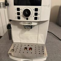 De Longhi Magnifica S