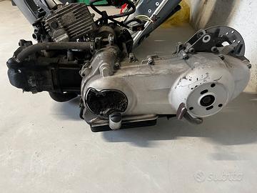Blocco motore funzionante  vespa 250