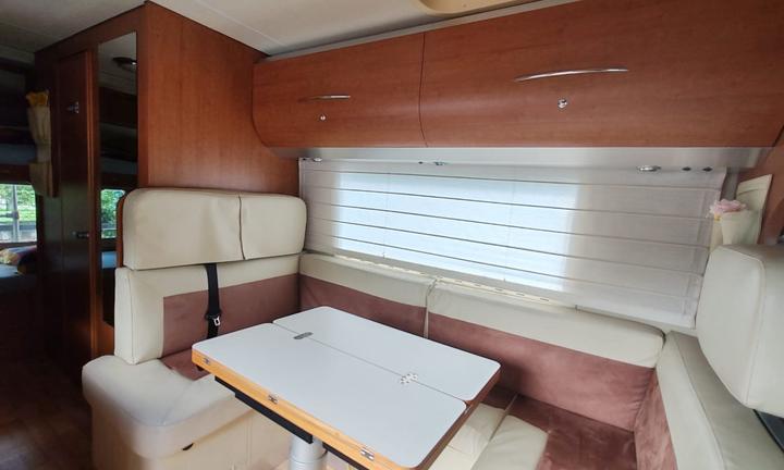 Mansardato Arca M 681 GLT anno 2012