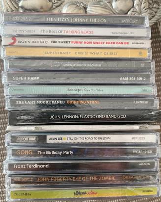 Lotto cd nuovi, prezzi indicati a fianco