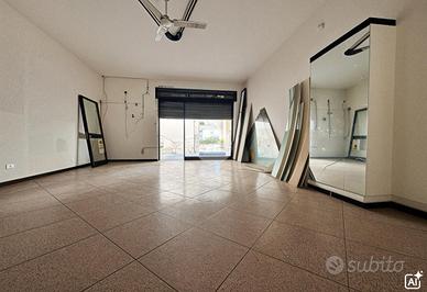 BOX A GIUGLIANO IN CAMPANIA